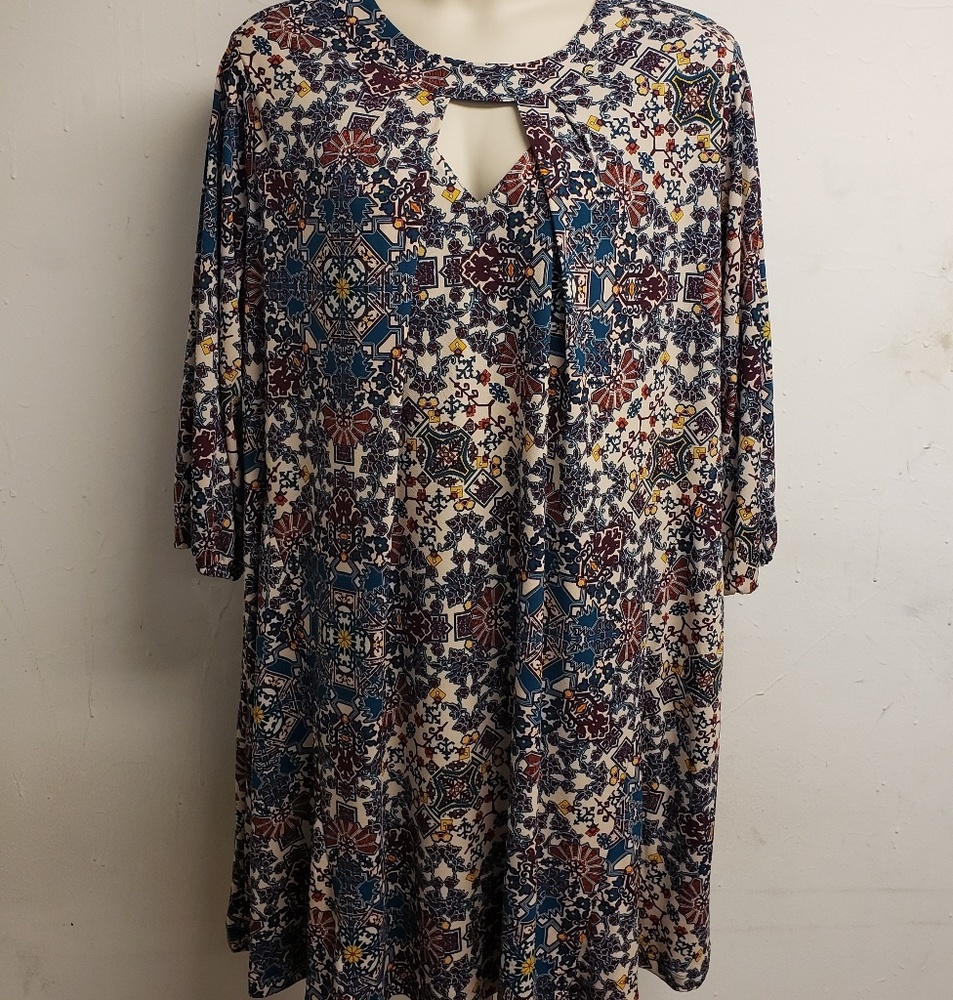 Cato Key Hole Cut Out Dress